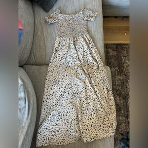 Elegant Black and White Maxi Dress